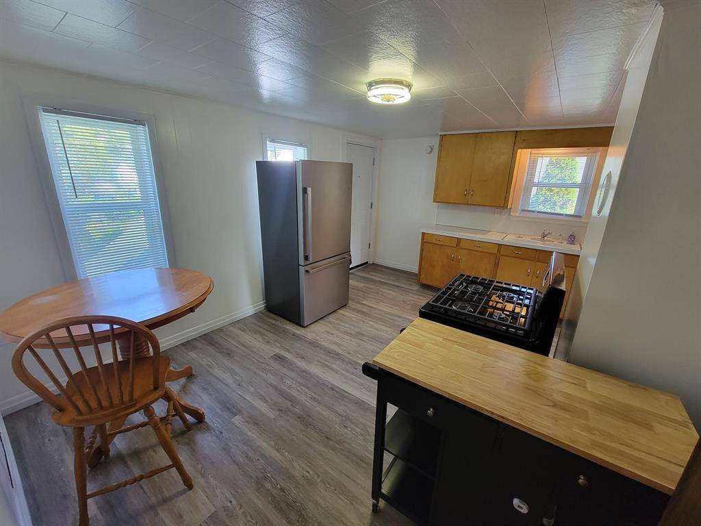 Manistee, MI 49660,1006 1/2 Kosciusko Street Apt 2