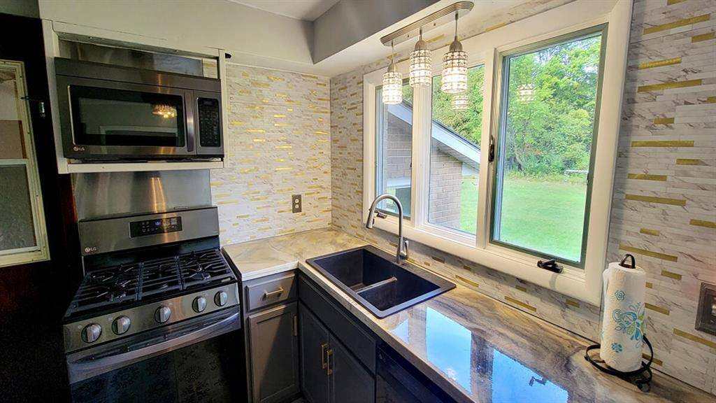 Onekama Twp, MI 49675,5578 John Street