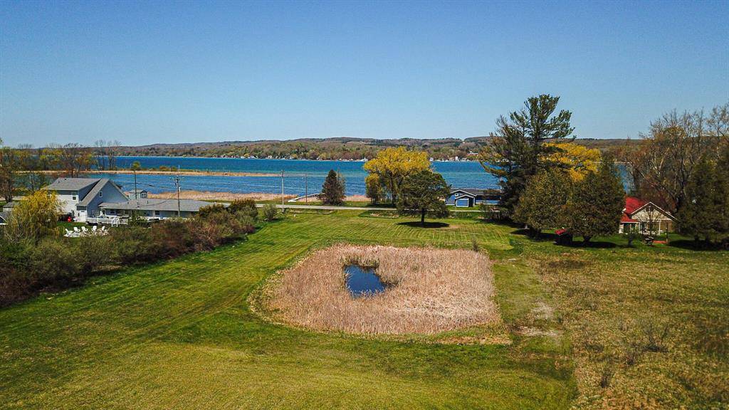 Onekama Twp, MI 49675,7198 Farr Road