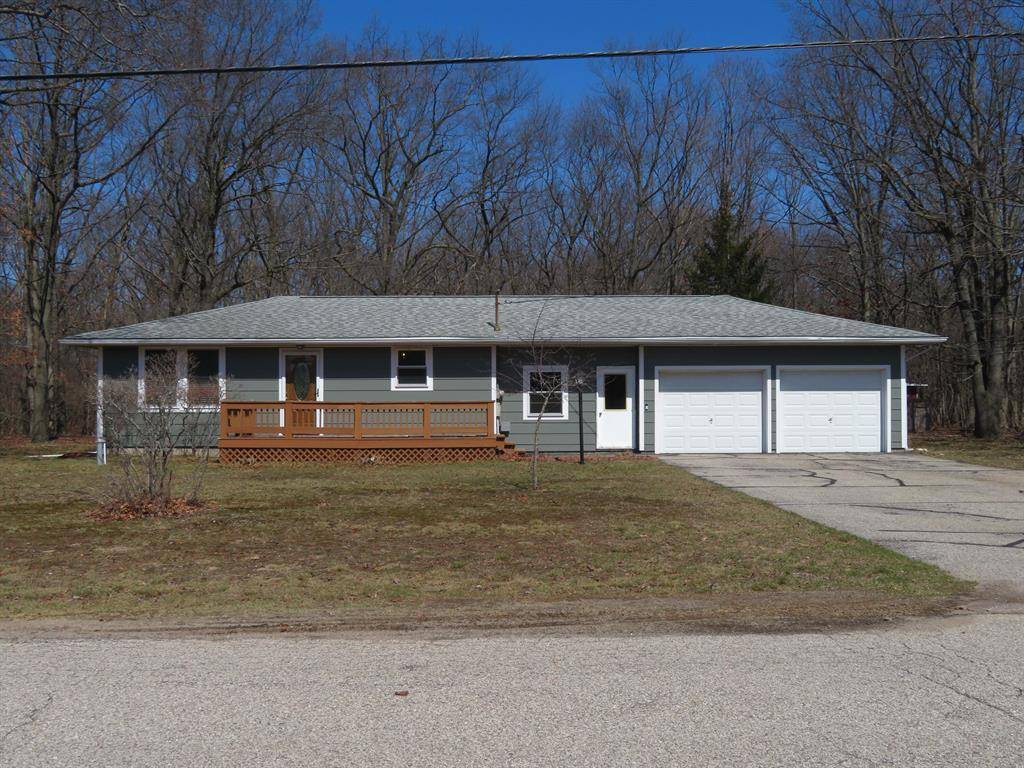 Eastlake Vlg, MI 49626,606 Wall Street