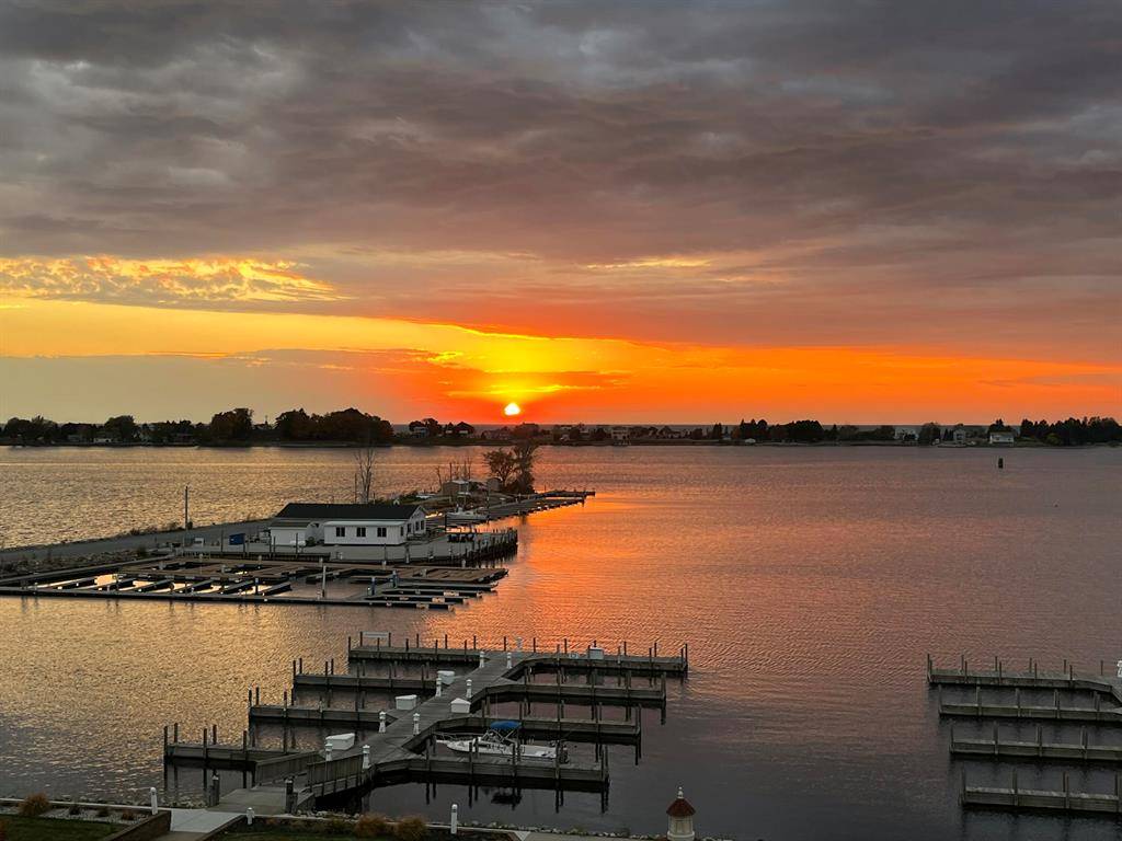 Ludington, MI 49431,254 Lakeside Drive