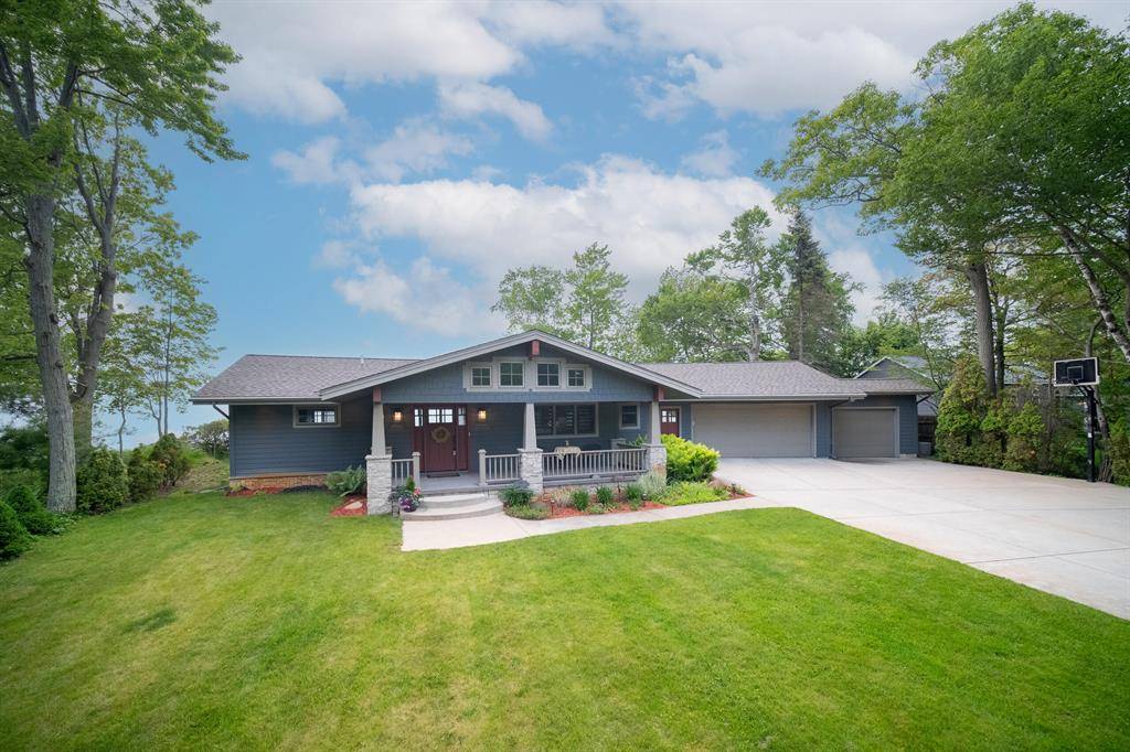 Manistee Twp, MI 49660,3524 Lakeshore Road