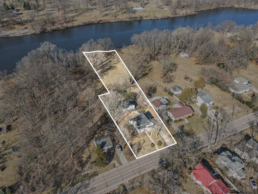 Three Rivers, MI 49093,1300 River Street