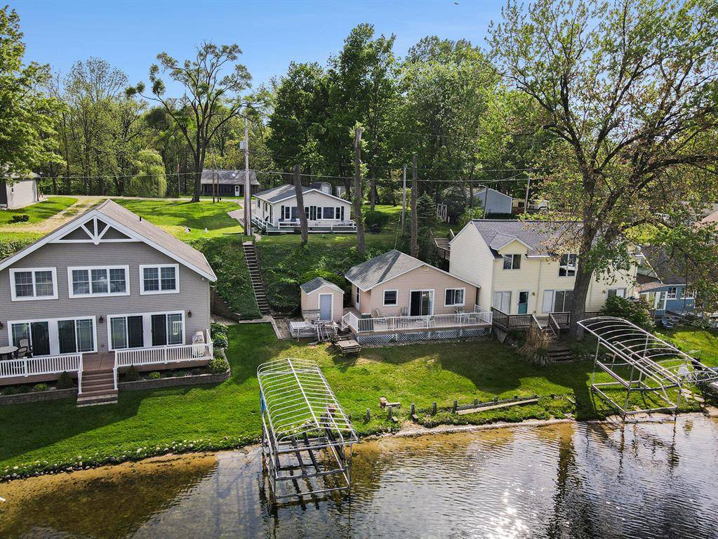 Paw Paw Twp, MI 49079,43888 Eagle Lake Drive