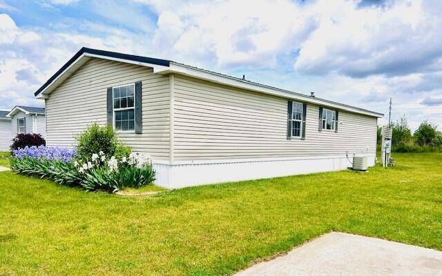 White Pigeon Vlg, MI 49099,501 N US 131 Highway #75