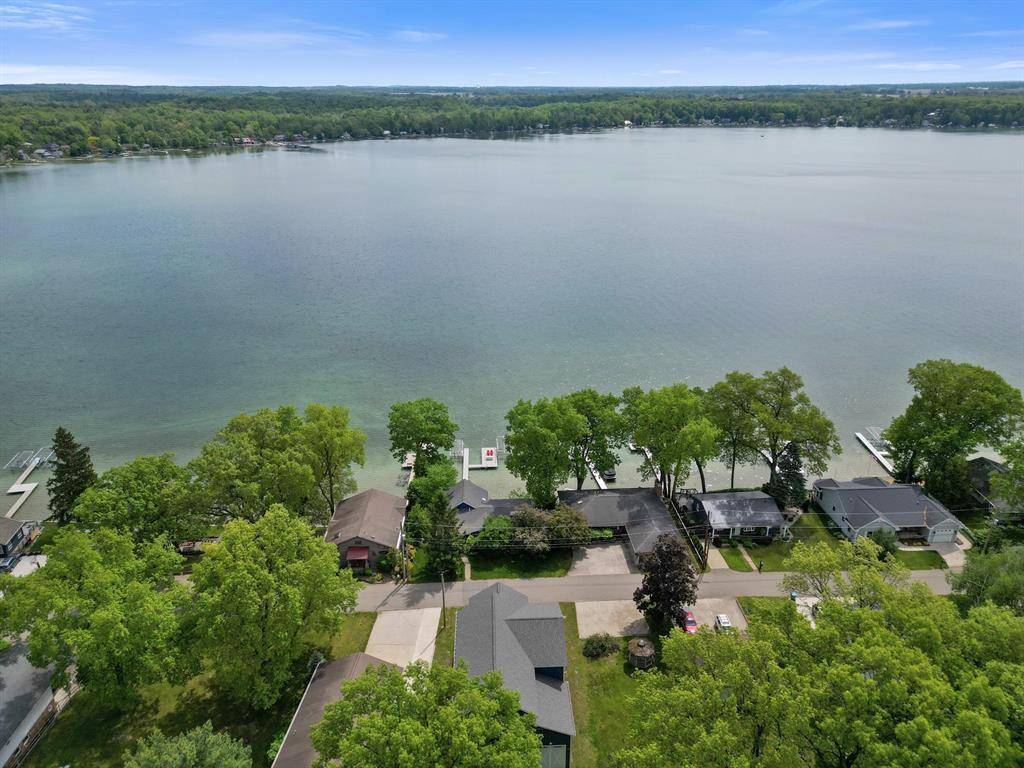 White Pigeon Twp, MI 49099,67881 Edgewater Beach Road
