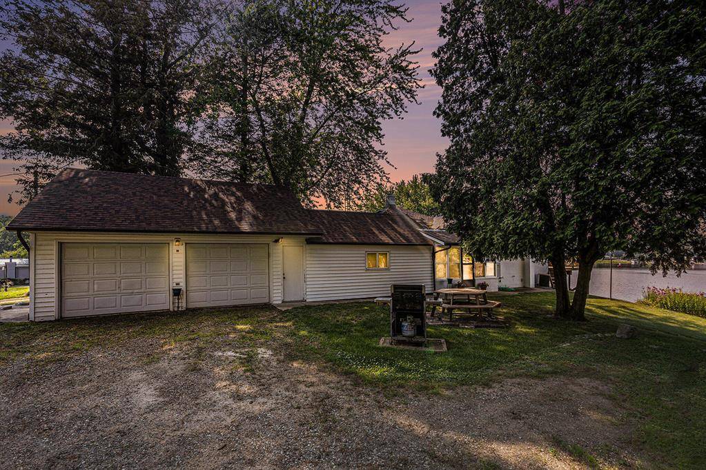 Fabius Twp, MI 49093,10142 Walnut Drive