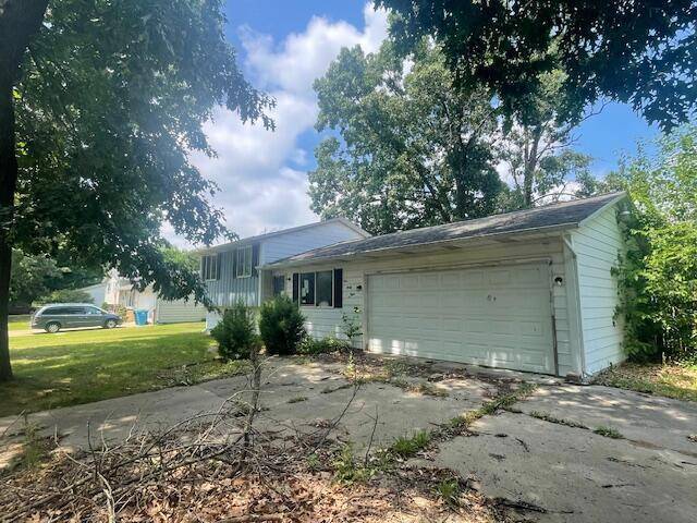 Three Rivers, MI 49093,938 Clausen Avenue