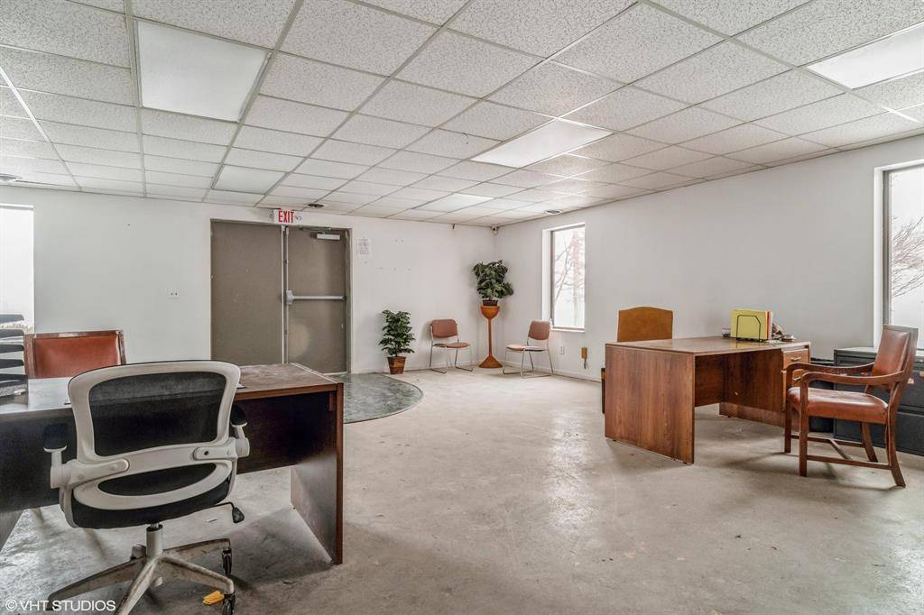 Buchanan, MI 49107,317 Post Road