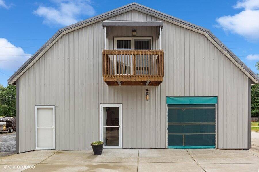 Chikaming Twp, MI 49128,15320 Three Oaks Road