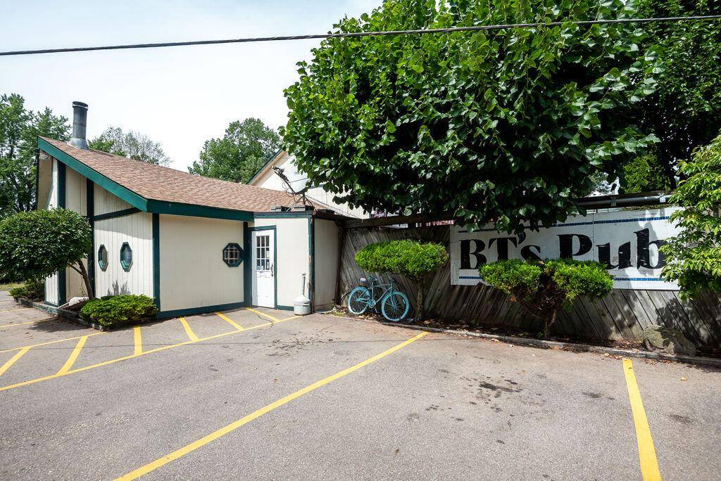 Silver Creek Twp, MI 49047,31414 Maple Island Road