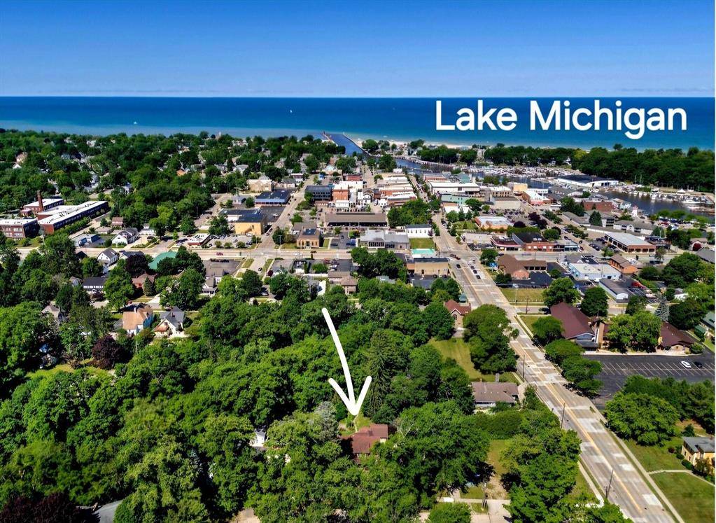 South Haven, MI 49090,322 Prospect Street