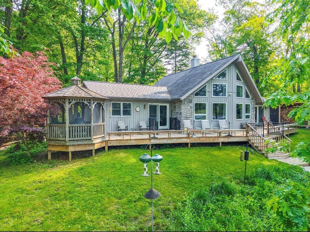 Weesaw Twp, MI 49113,620 W Warren Woods Road