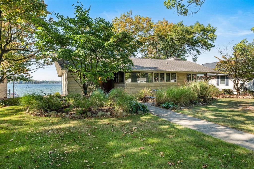 Silver Creek Twp, MI 49047,50286 E Lakeshore Drive