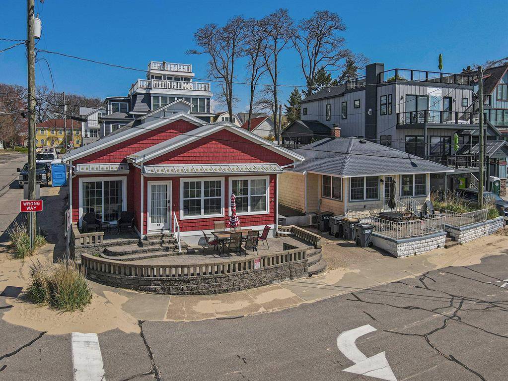 South Haven, MI 49090,66 Kalamazoo Avenue 1&2