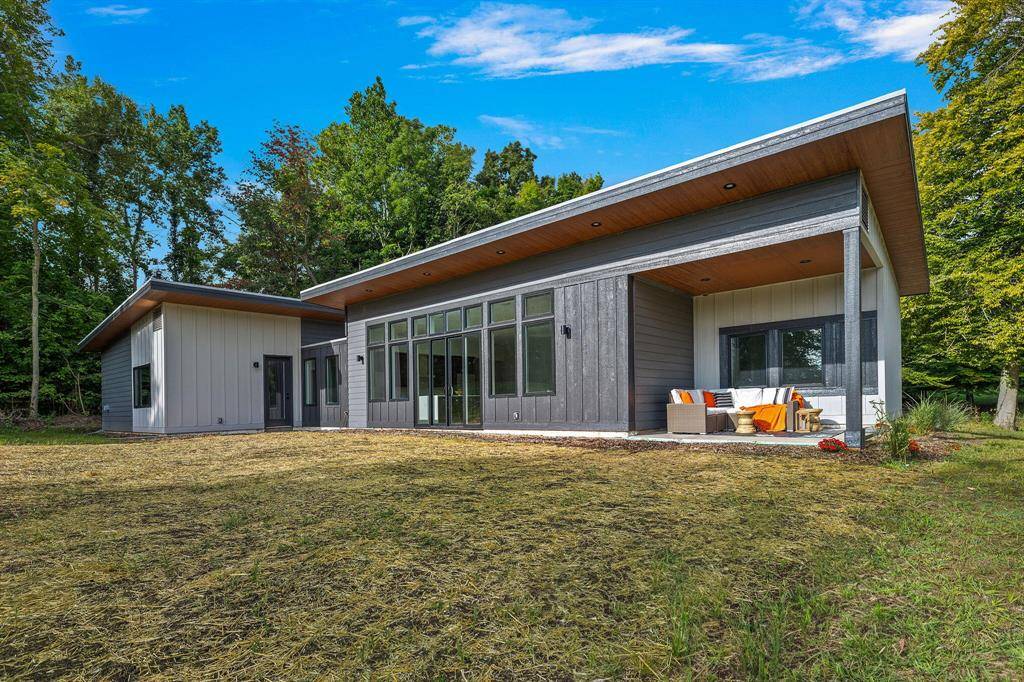 Berrien Twp, MI 49103,9122 Lakewood Trail