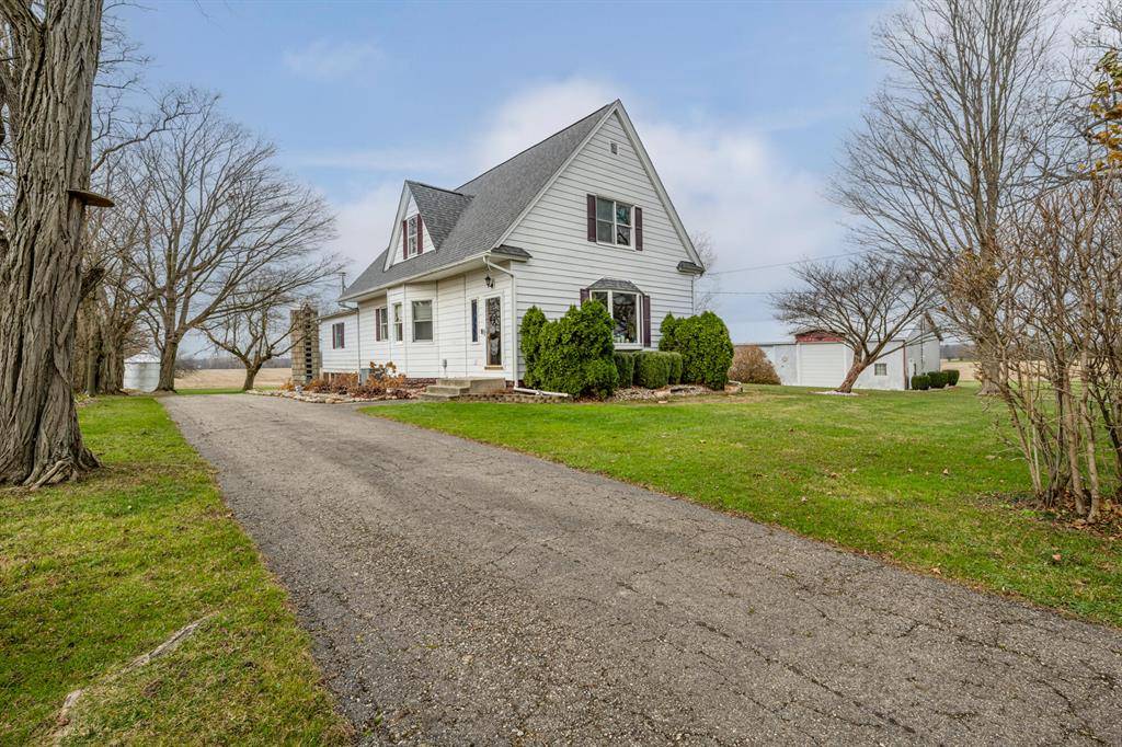 Three Oaks Twp, MI 49128,16486 Three Oaks Road