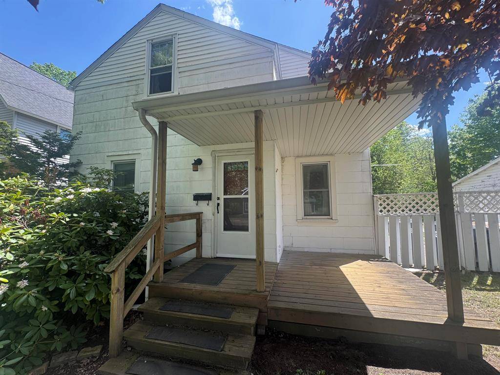 South Haven, MI 49090,928 Phoenix Street