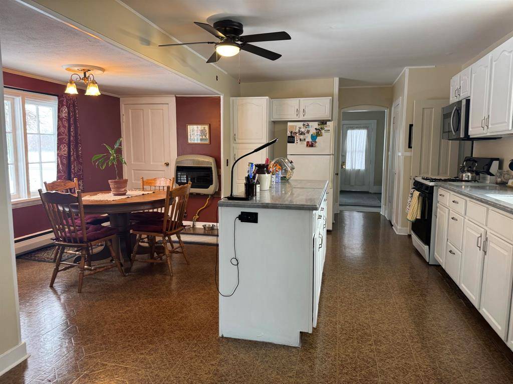 Marcellus Twp, MI 49067,50628 M 40