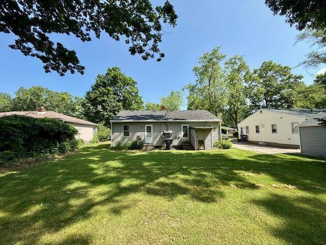 St. Joseph Twp, MI 49022,528 Chippewa Road