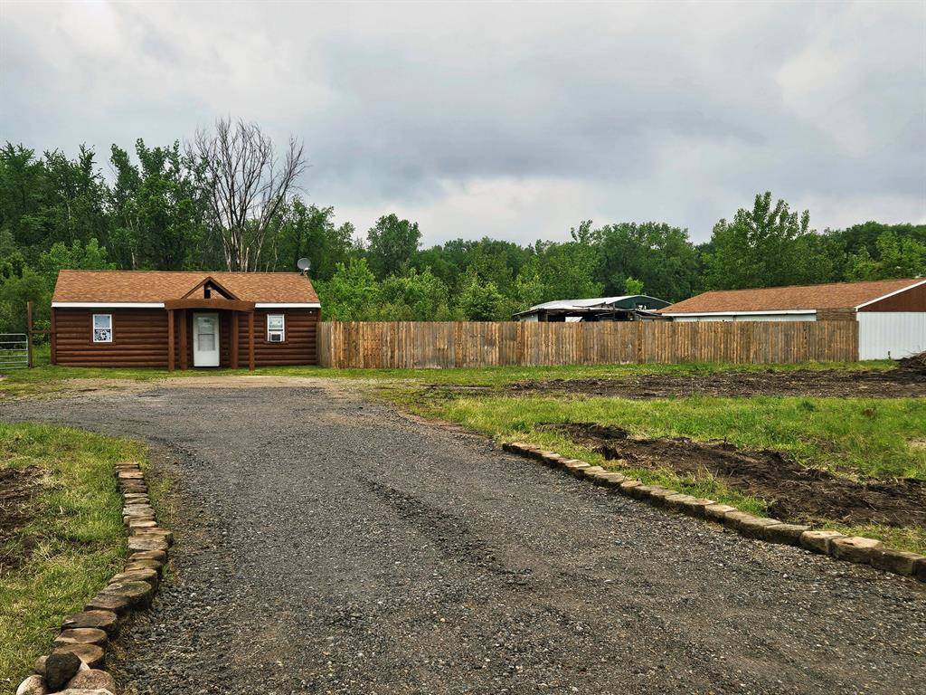 Three Oaks Twp, MI 49128,5463 US Highway 12