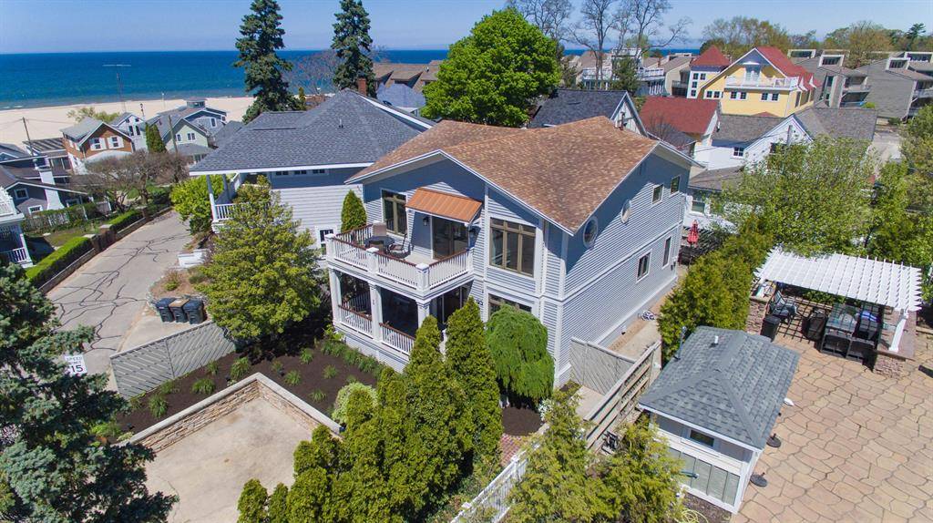 South Haven, MI 49090,95 Esplanade Place