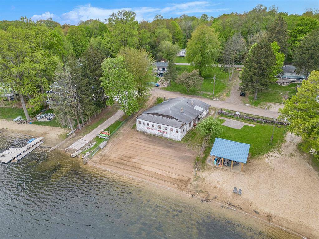 Buchanan Twp, MI 49107,15721 Lakeview Drive