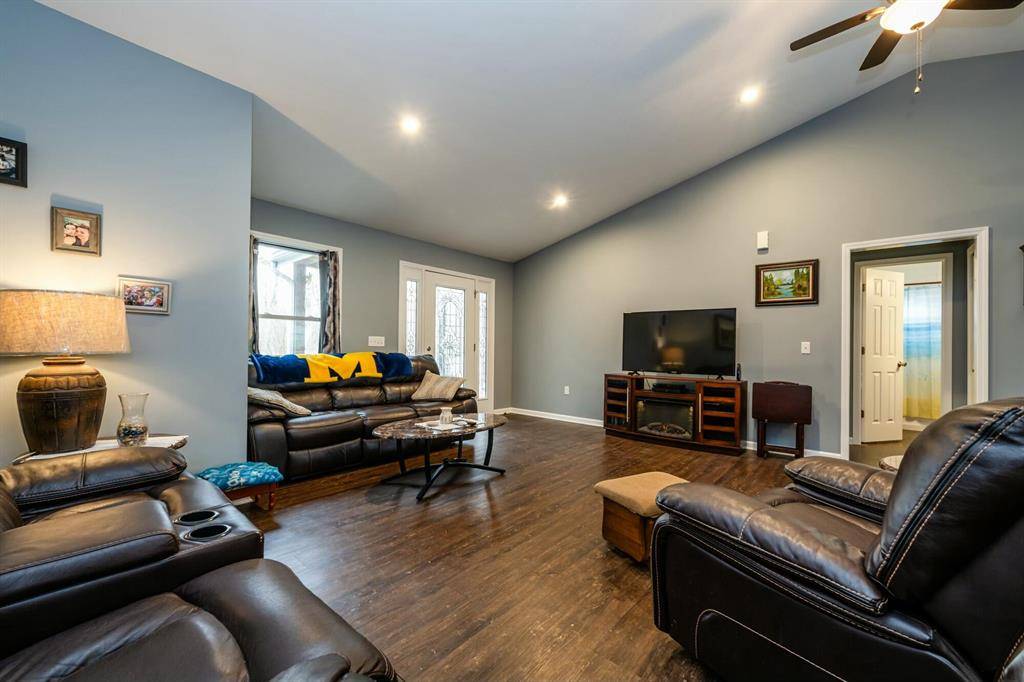 Buchanan Twp, MI 49107,3045 Little Glendora Road