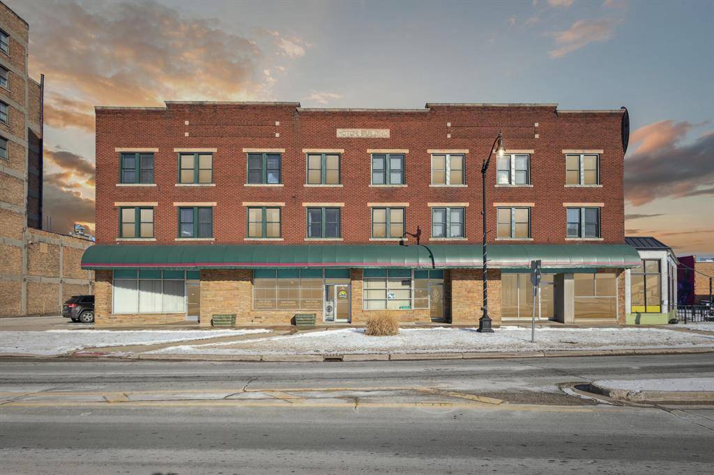 Benton Harbor, MI 49022,209-219 E Main Street