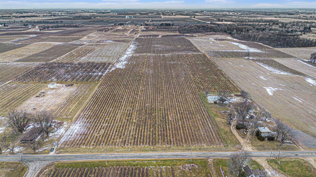 Oronoko Twp, MI 49103,975 E Lemon Creek Road 15