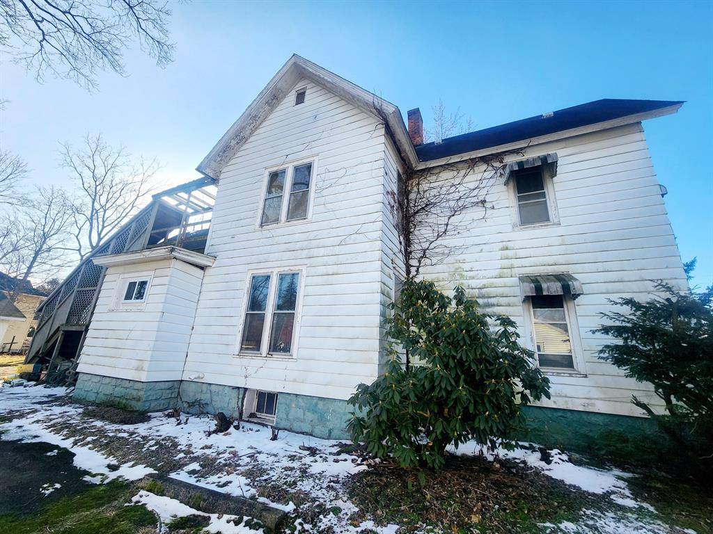 Hartford, MI 49057,25 W South Street