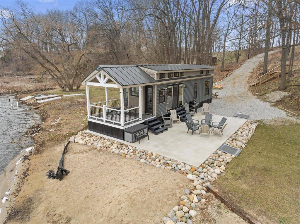 Newberg Twp, MI 49061,12575 Bair Lake Street