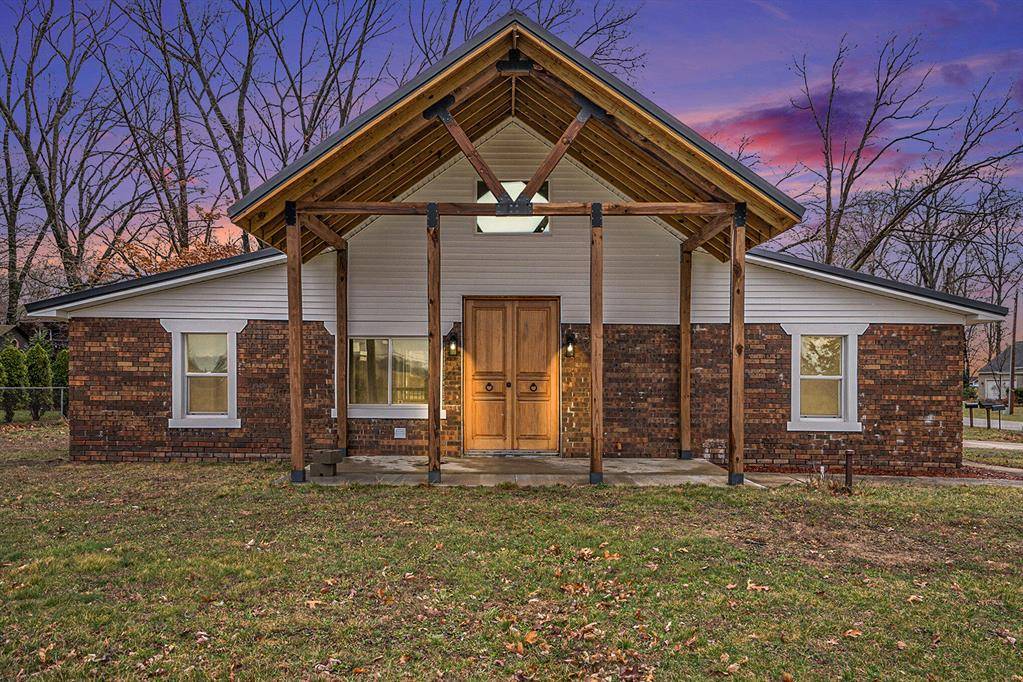 Ontwa Twp, MI 49112,71599 State Line Road