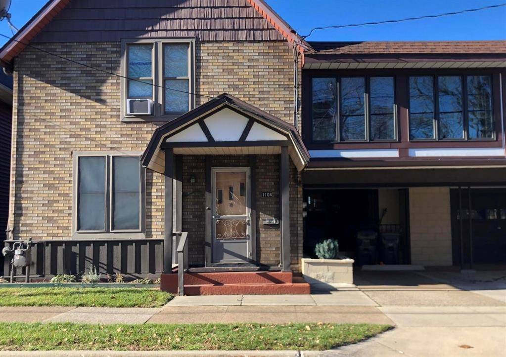 St. Joseph, MI 49085,1104 Lake Boulevard Lower