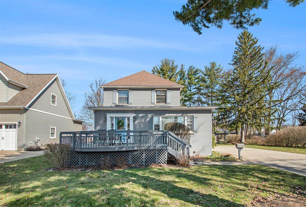 South Haven, MI 49090,75 Elkenburg Street
