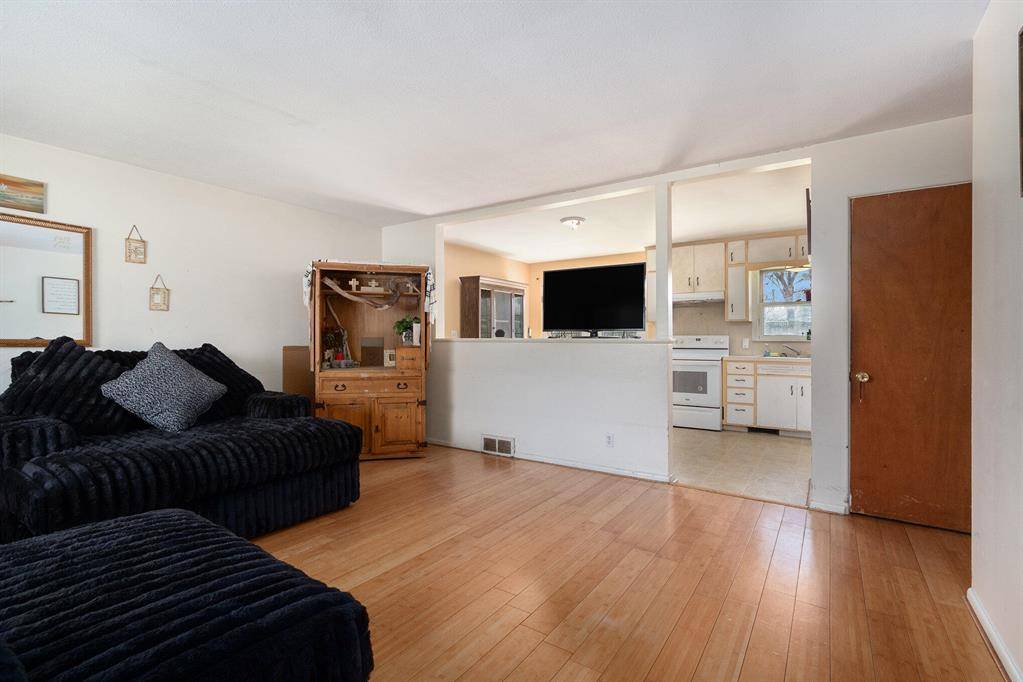 Oronoko Twp, MI 49103,4710 E Hillcrest Drive