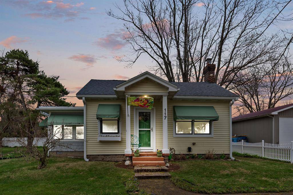New Buffalo, MI 49117,117 S Berrien Street