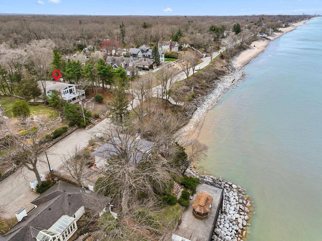 Michiana Vlg, MI 49117,4103 Lake Shore Drive