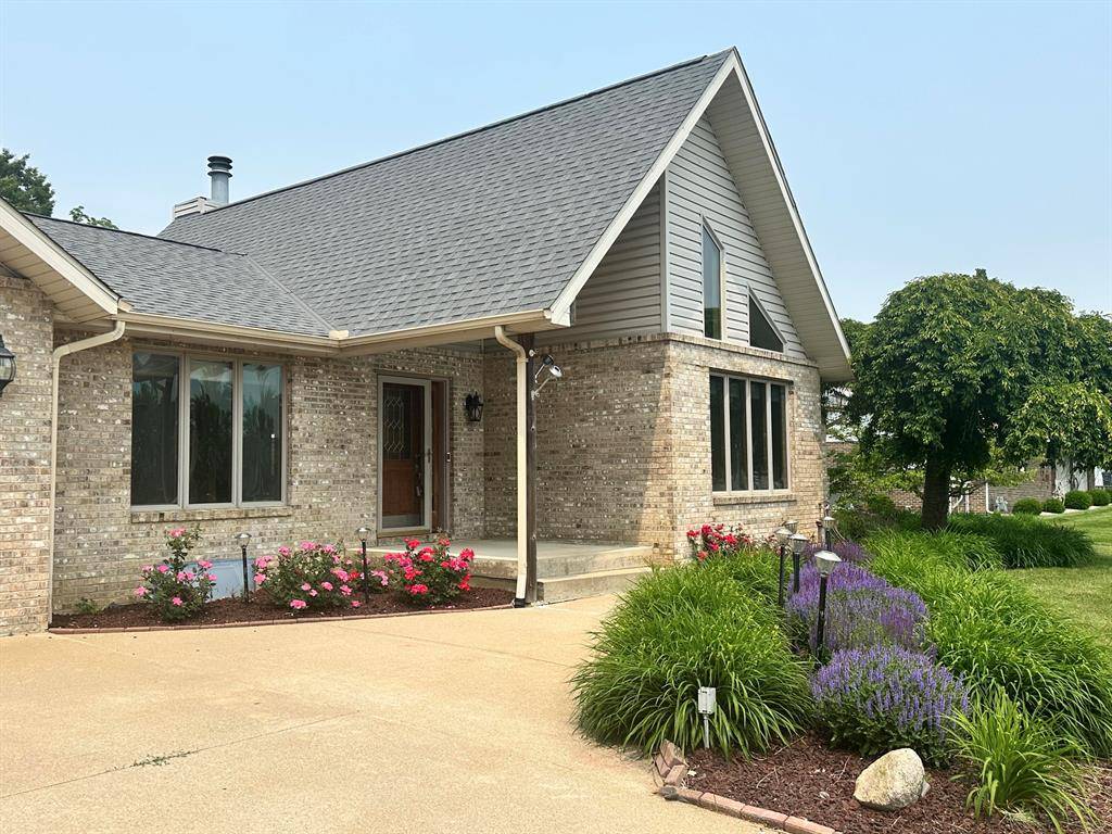 Coloma Twp, MI 49038,6030 Paw Paw Lake Road