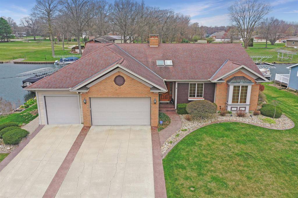Ontwa Twp, MI 49112,68940 Island Drive