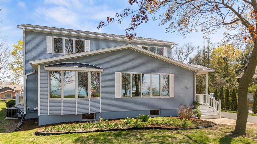 St. Joseph, MI 49085,2501 Old Lake Shore Road