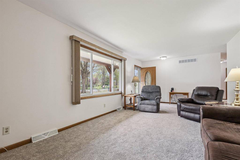 Ontwa Twp, MI 49112,68850 3rd Street