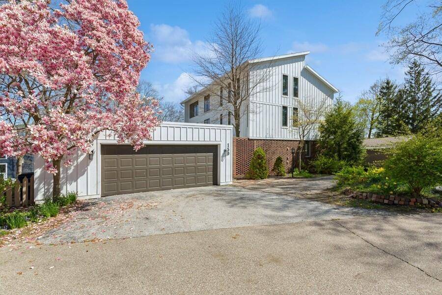Benton Twp, MI 49022,150 Higman Park Hill 1