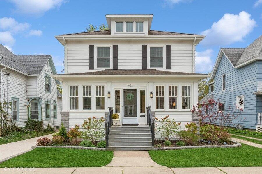 St. Joseph, MI 49085,1022 Pearl Street