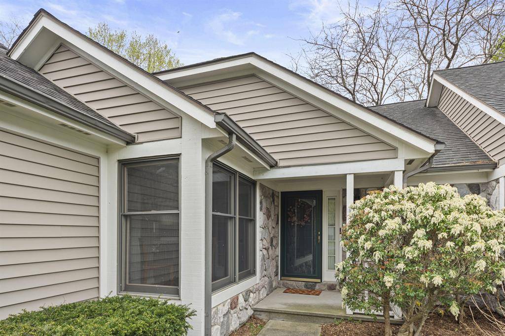 St. Joseph Twp, MI 49085,2448 Shoreham Highlands Drive