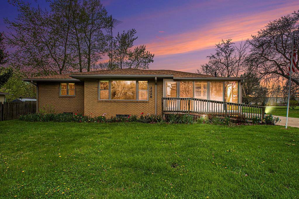 St. Joseph Twp, MI 49085,2228 Washington Avenue