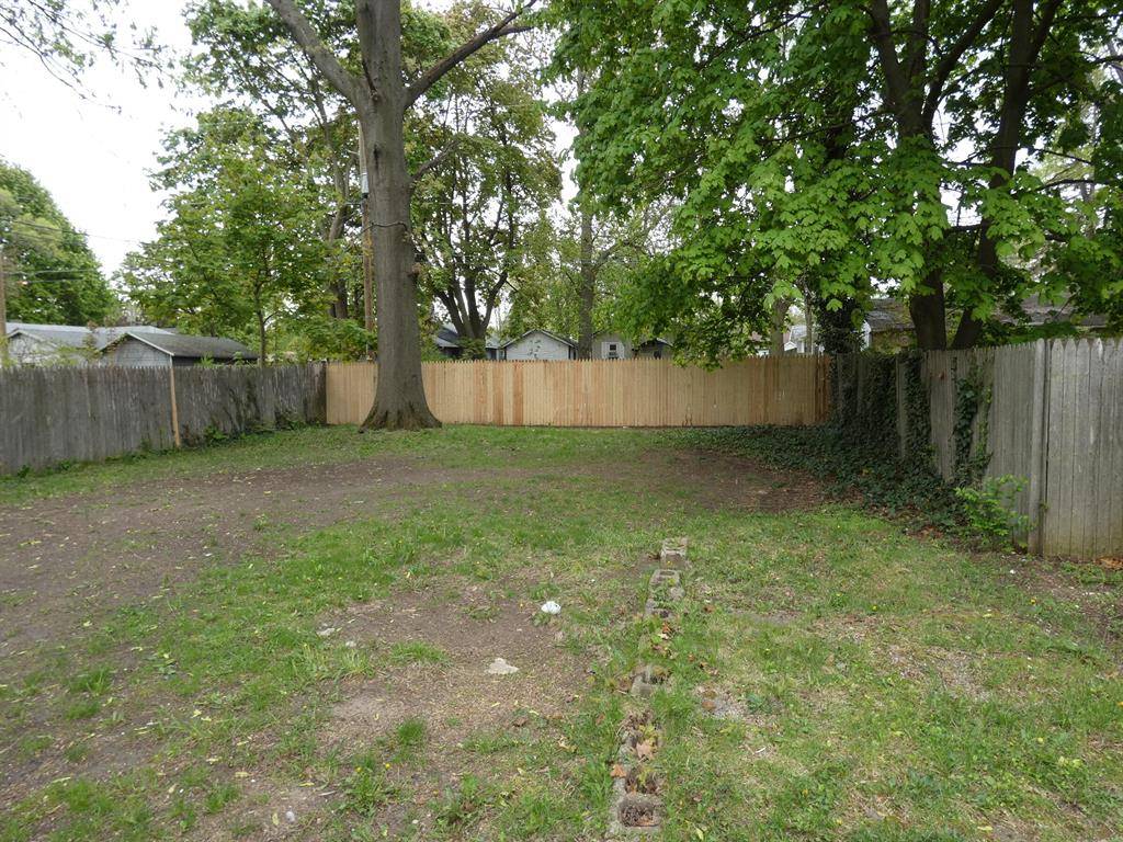 Benton Harbor, MI 49022,244 Parker Avenue