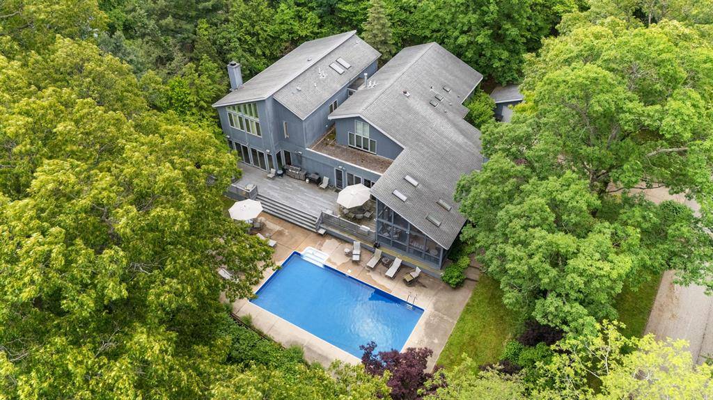 Grand Beach Vlg, MI 49117,50102 Alpine Boulevard