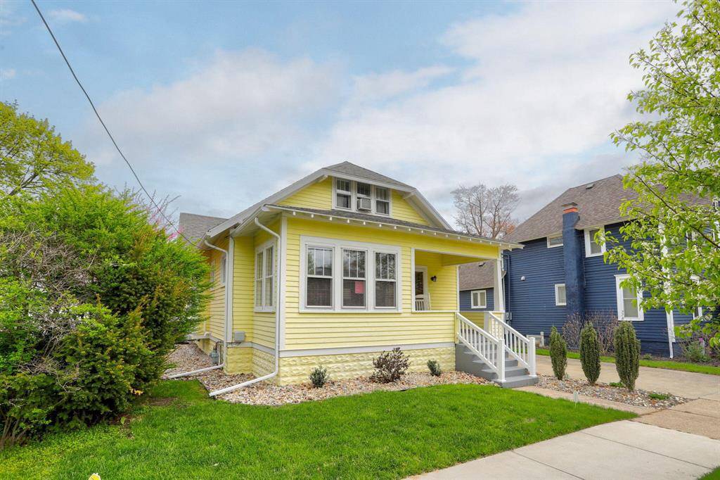 South Haven, MI 49090,225 Van Buren Street