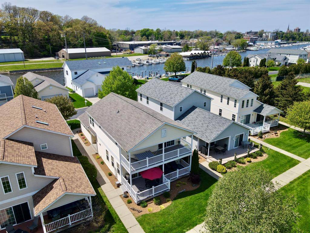 St. Joseph, MI 49085,405 Anchors Way
